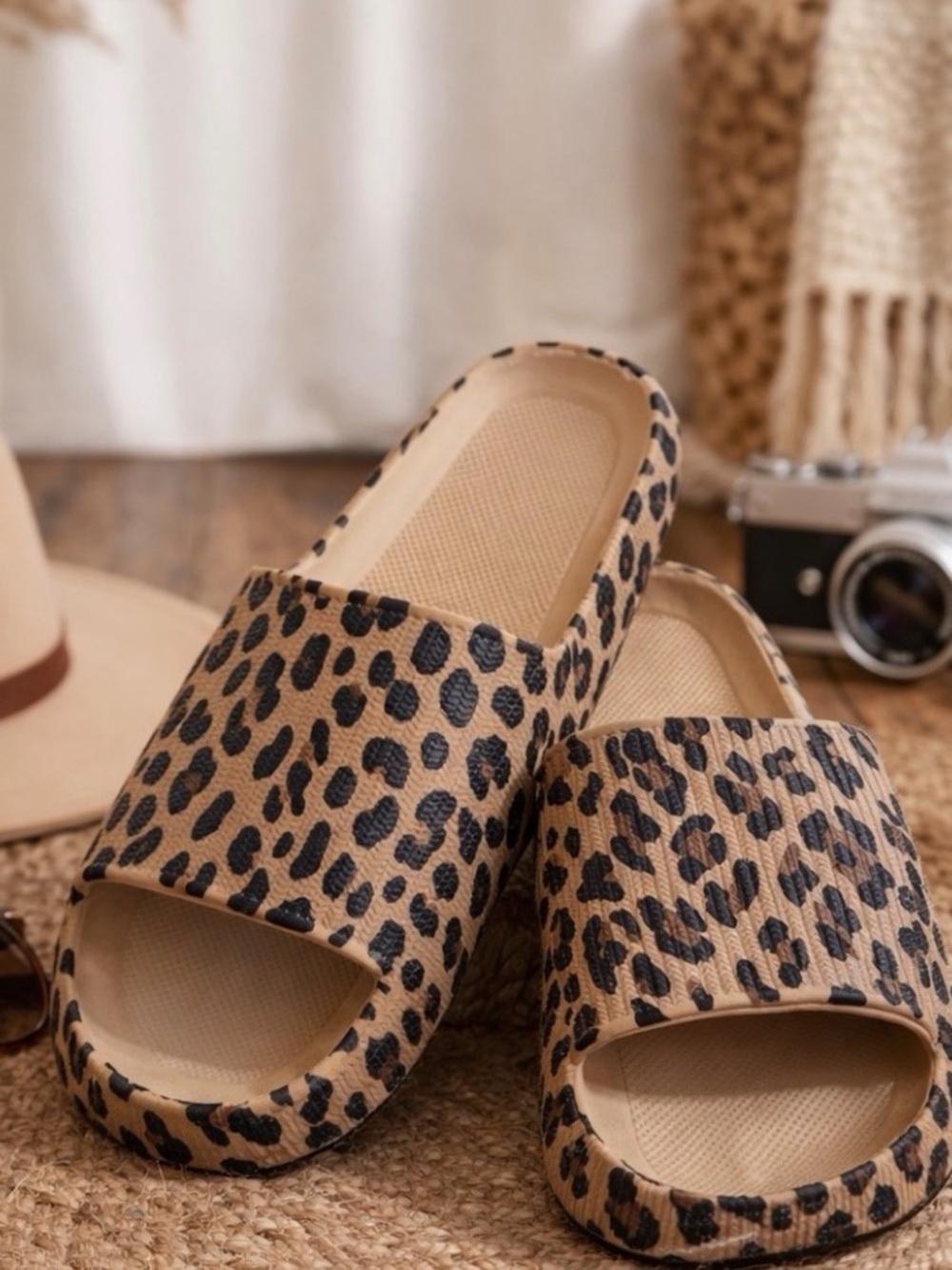 NWT Women's Leopard Print Slide Sandals - Tan Animal Print Slides